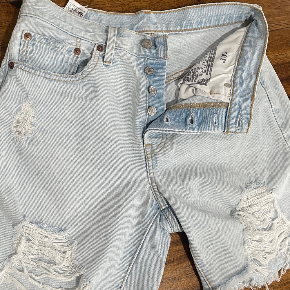 Levi’s 501 Mid Thigh Cutoff Denim Jean Shorts light wash blue button fly sz 27 - Picture 3 of 13